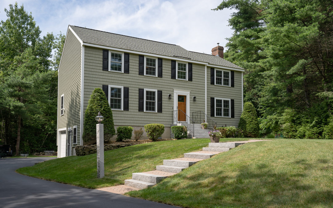 NEWLY LISTED! 15 Pondview Drive, Derry NH / $559,900